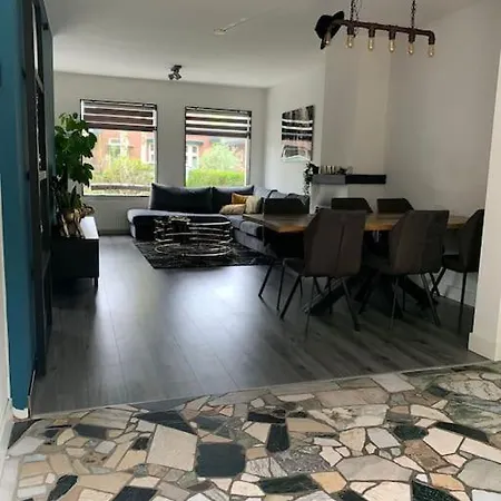 Bosrijke Vrijstaande Woning Holiday home Heiloo