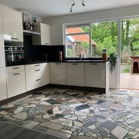 Bosrijke Vrijstaande Woning *