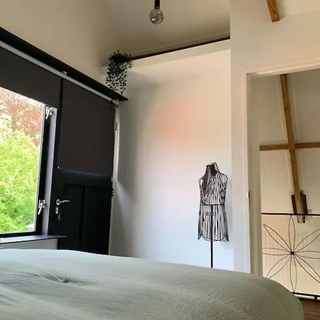 Bosrijke Vrijstaande Woning Holiday home *